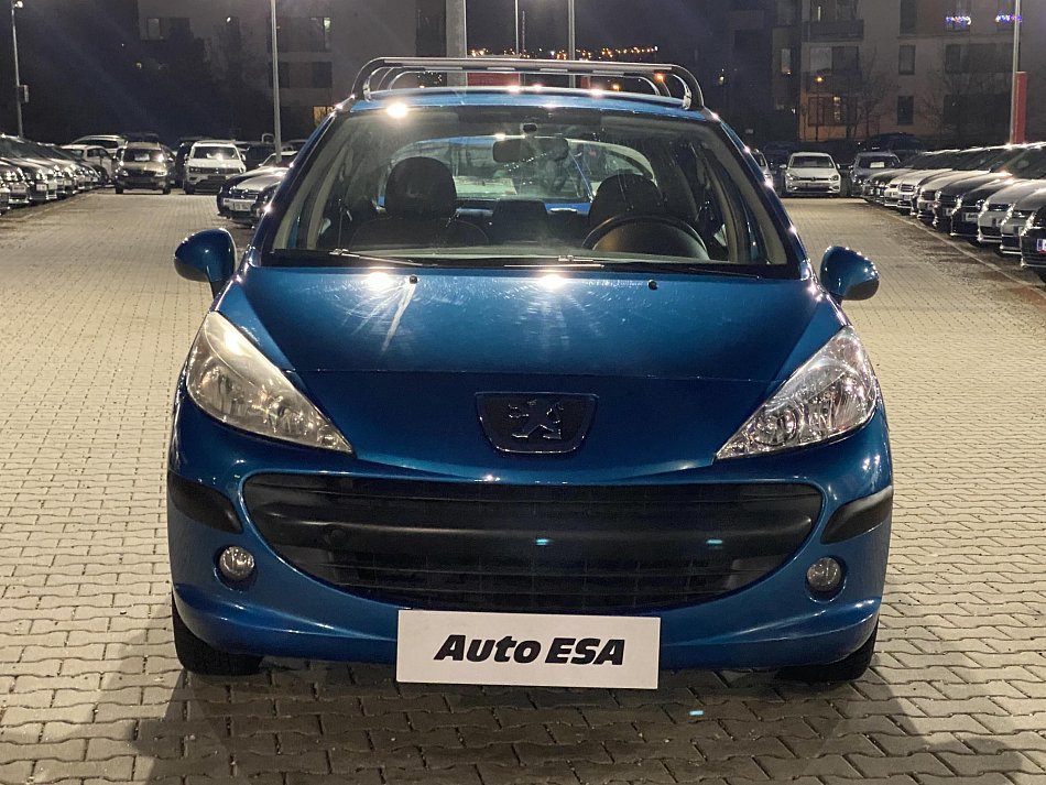 Peugeot 207 1.4 i 