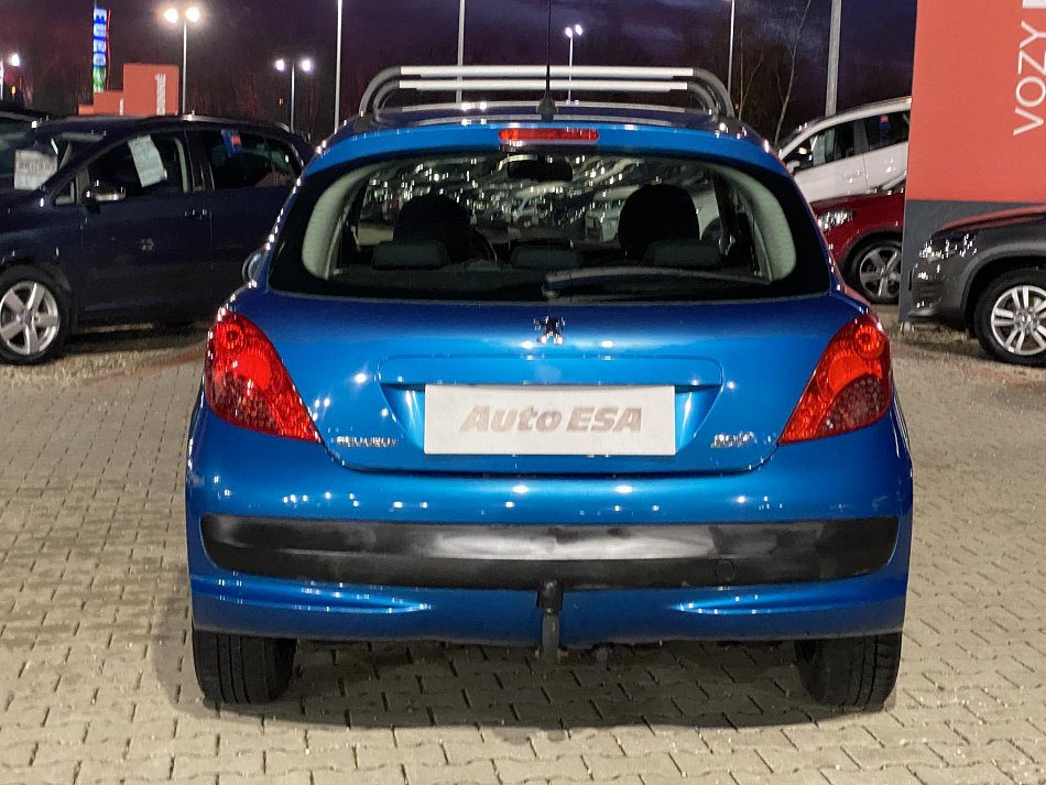 Peugeot 207 1.4 i 