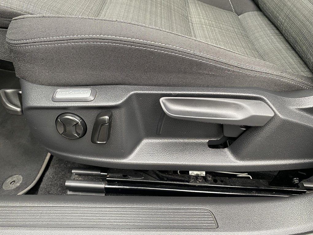 Volkswagen Passat 2.0 TDi 