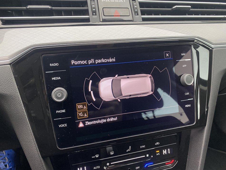 Volkswagen Passat 2.0 TDi 