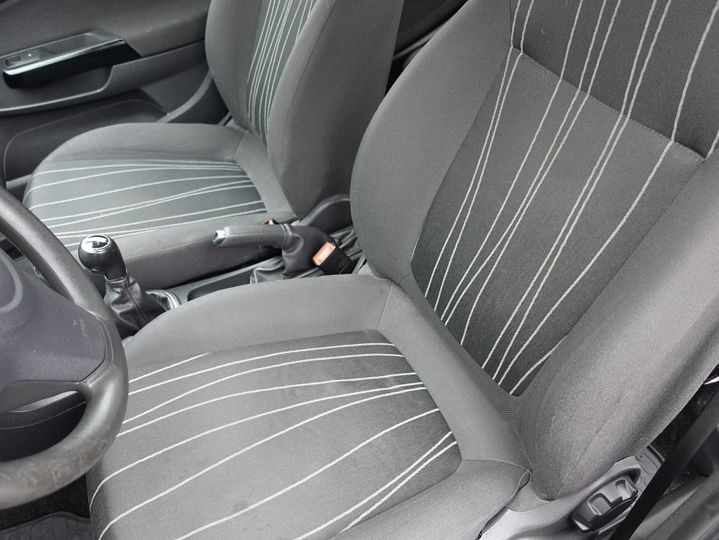 Opel Corsa 1.2i 