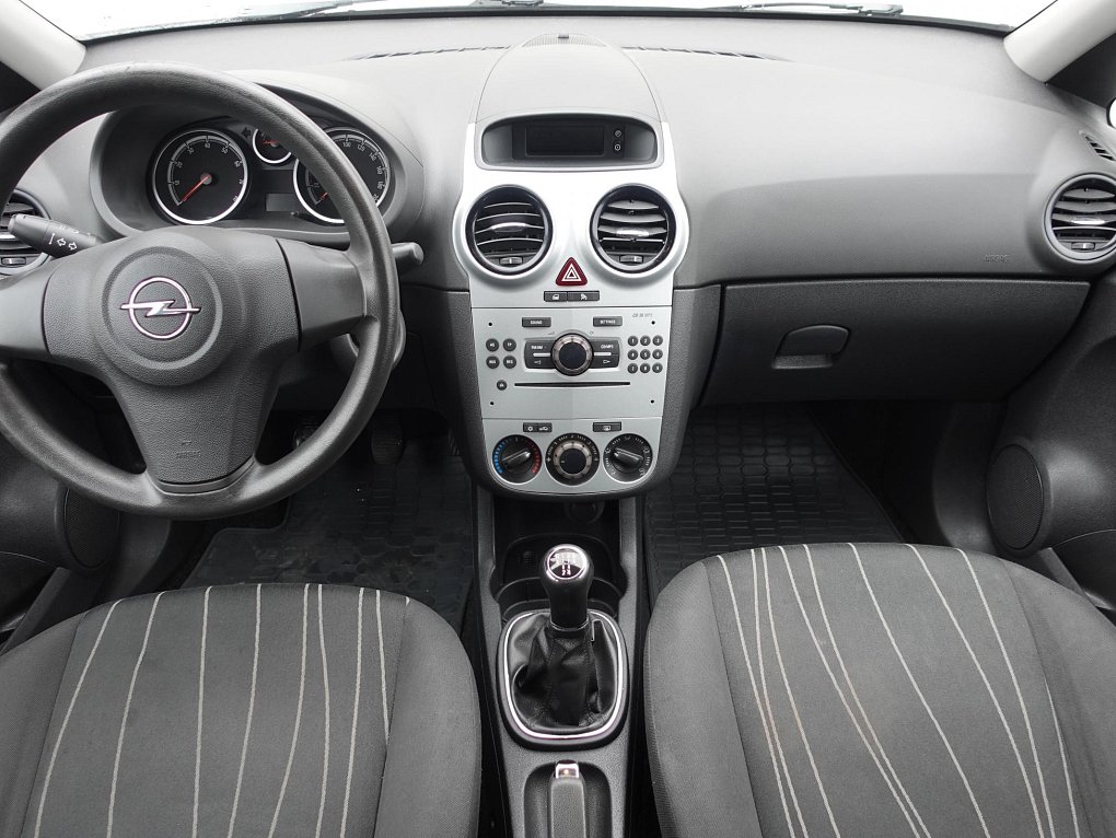 Opel Corsa 1.2i 