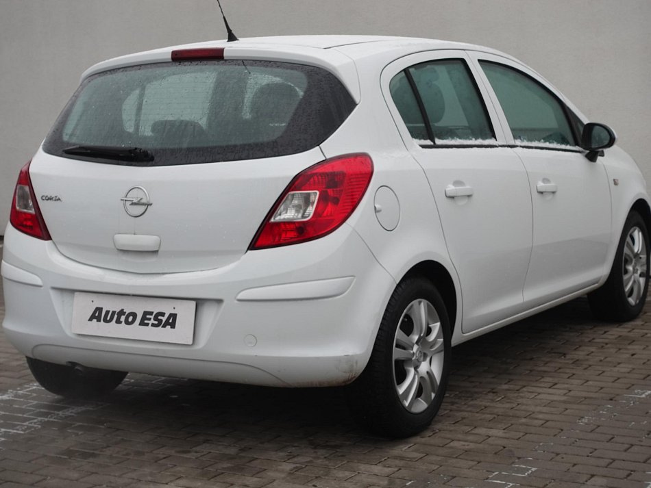 Opel Corsa 1.2i 