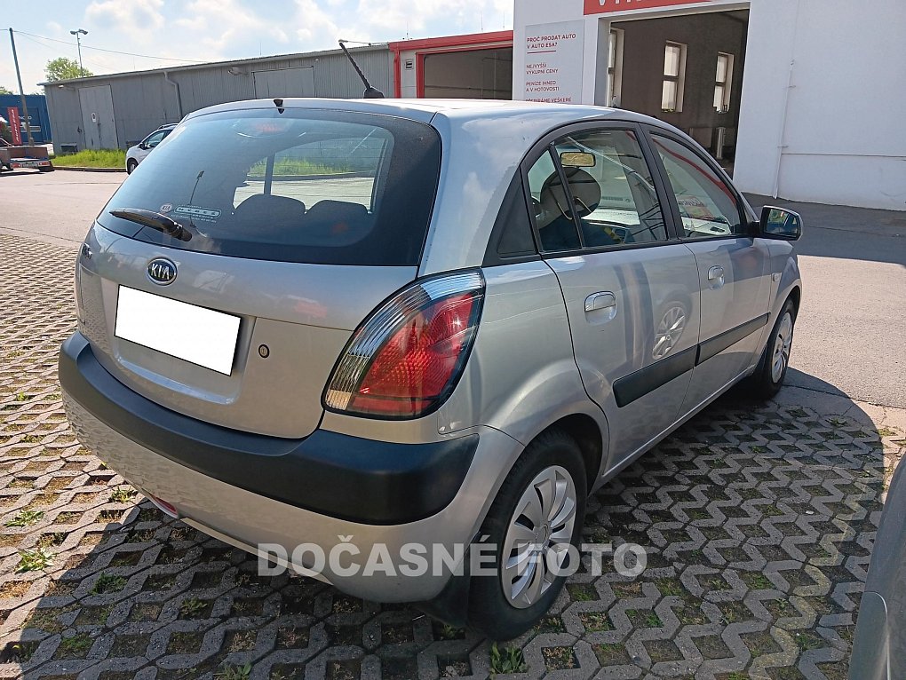 Kia Rio 1.4i 16V 