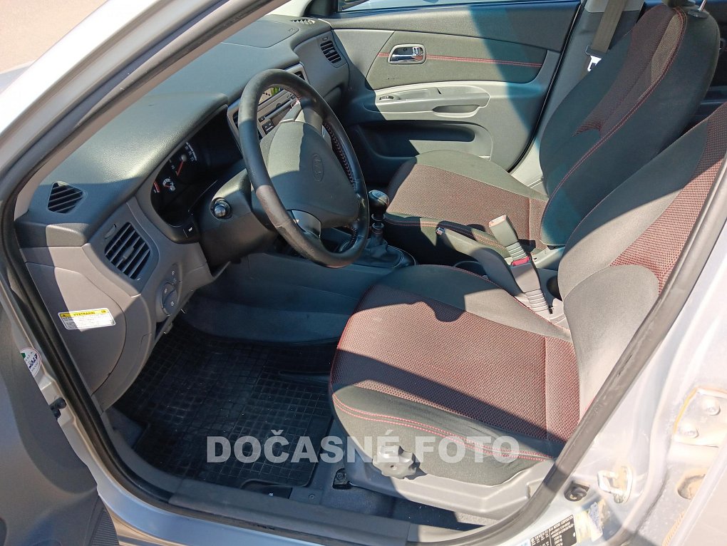 Kia Rio 1.4i 16V 