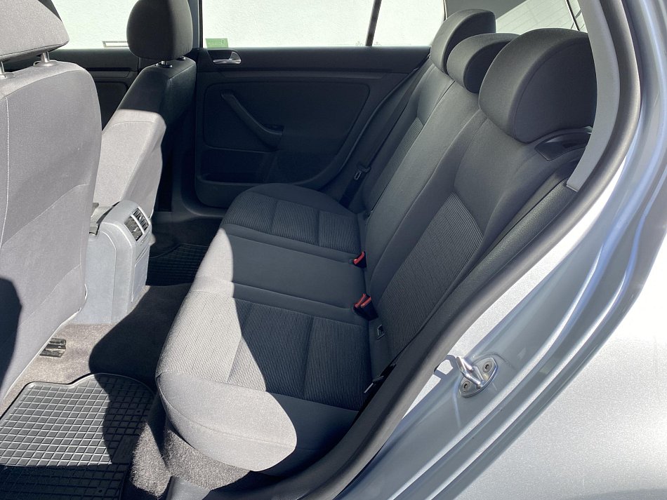 Volkswagen Golf 1.4i 