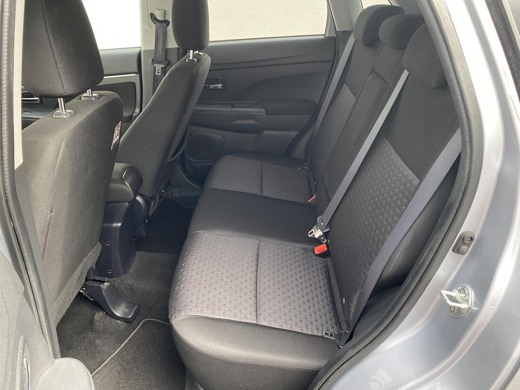 Mitsubishi ASX 1.8 DI-D 