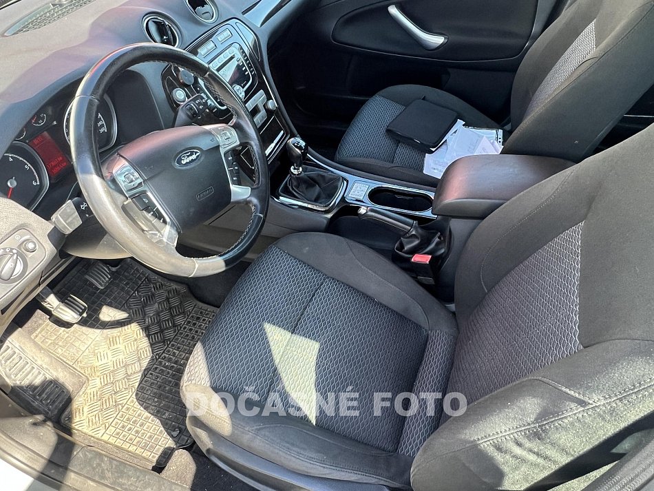 Ford Mondeo 1.8TDCi Ghia