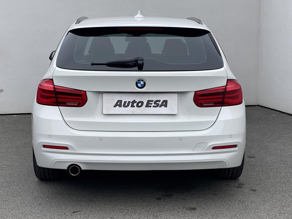 BMW Řada 3 1.5 