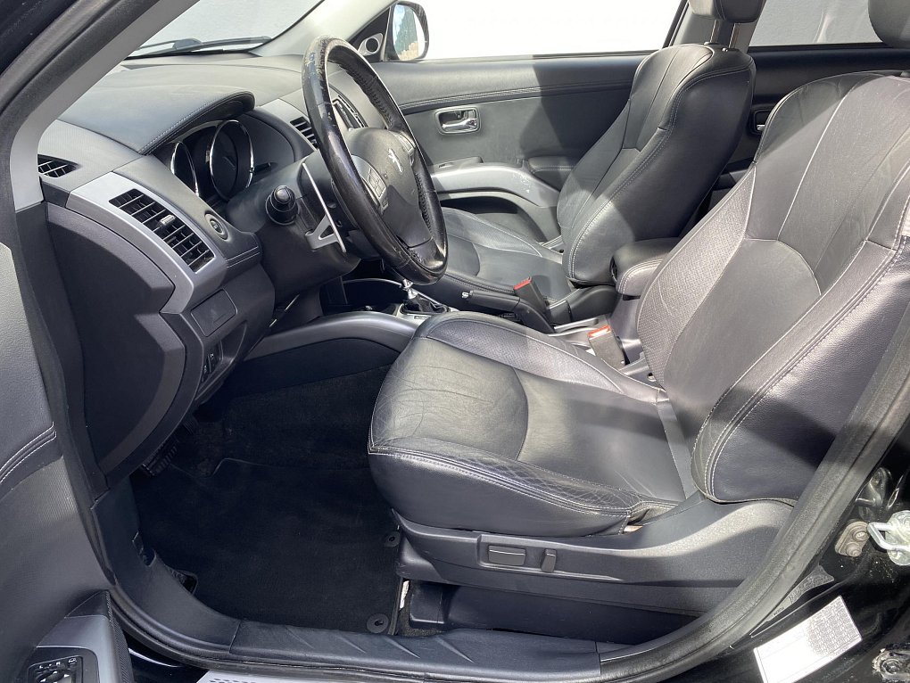 Peugeot 4007 2.2 HDi  4x4