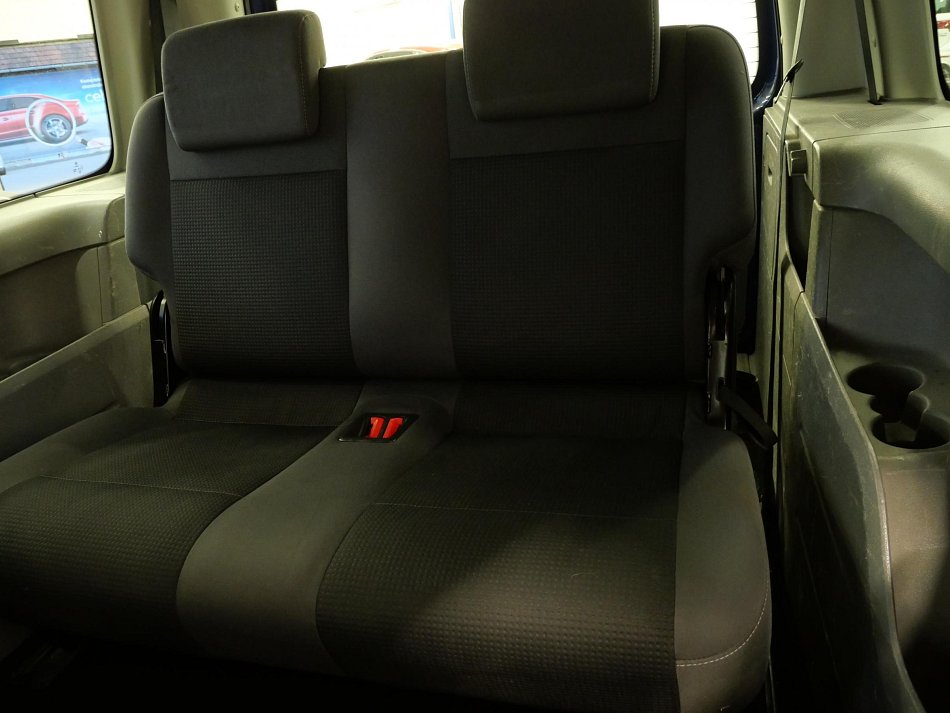 Volkswagen Caddy 1.9TDI  MAXi 7míst