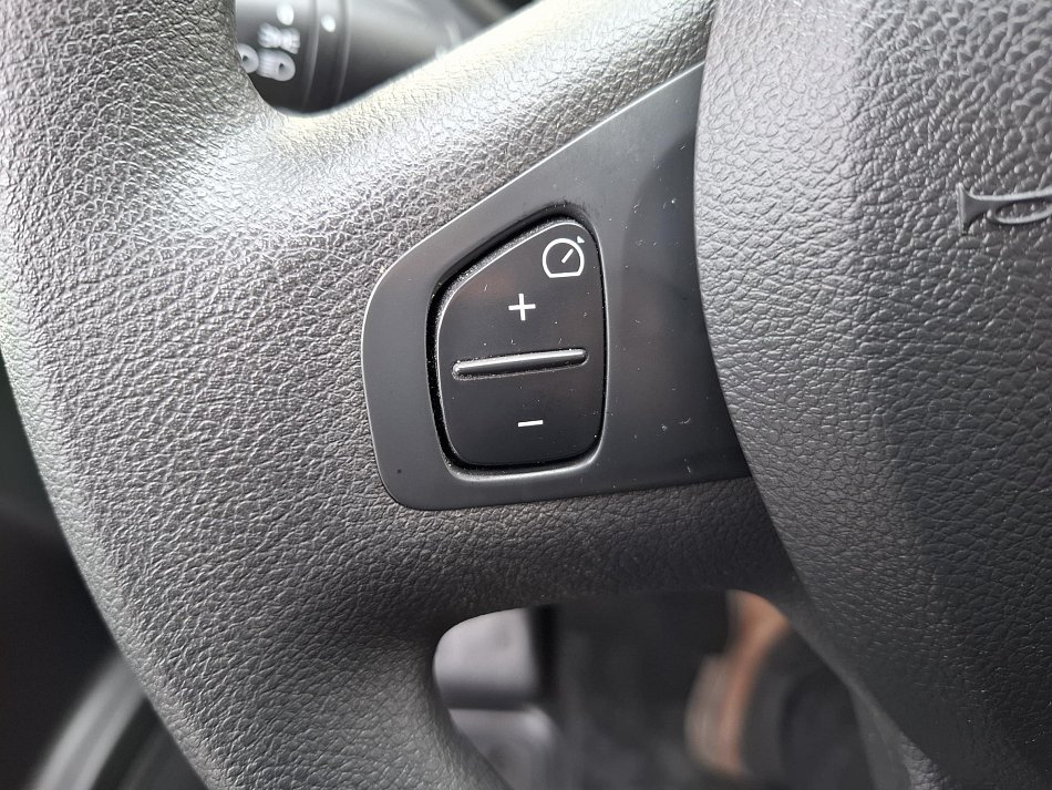 Renault Trafic 2.0dCi Energy 9míst