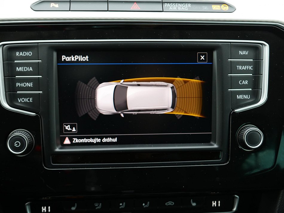 Volkswagen Passat 2.0 TDi 