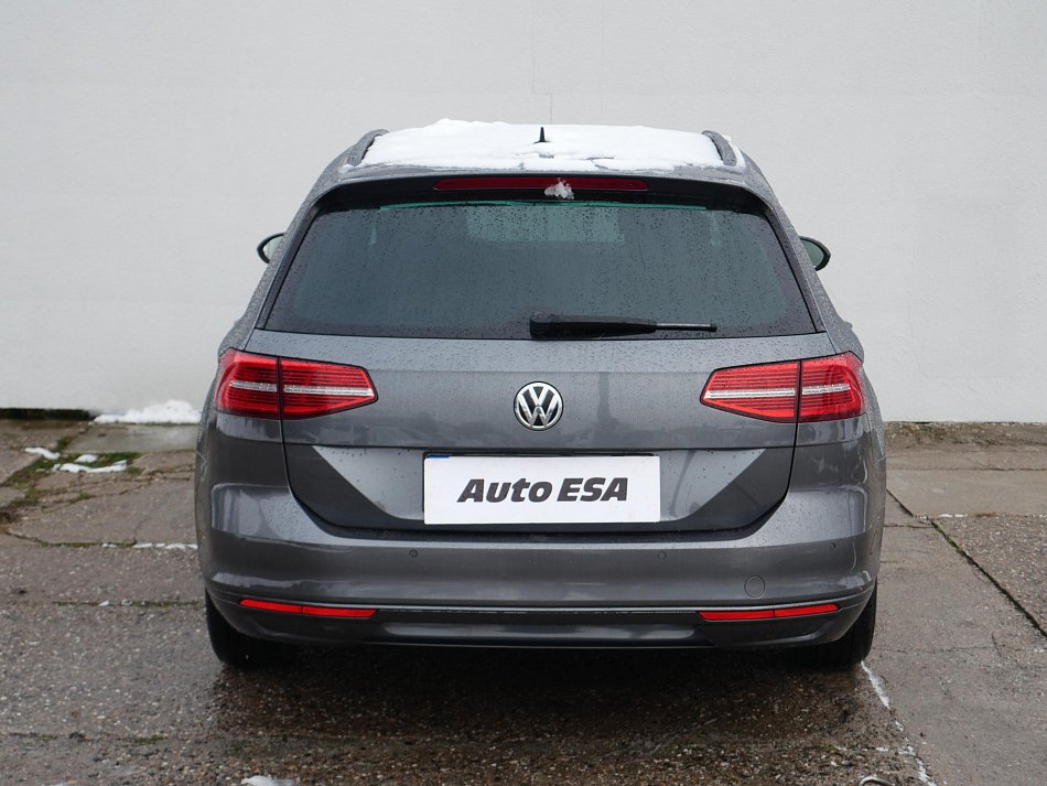 Volkswagen Passat 2.0 TDi 