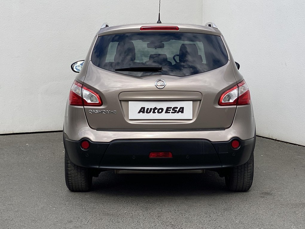Nissan Qashqai 1.6i  7míst