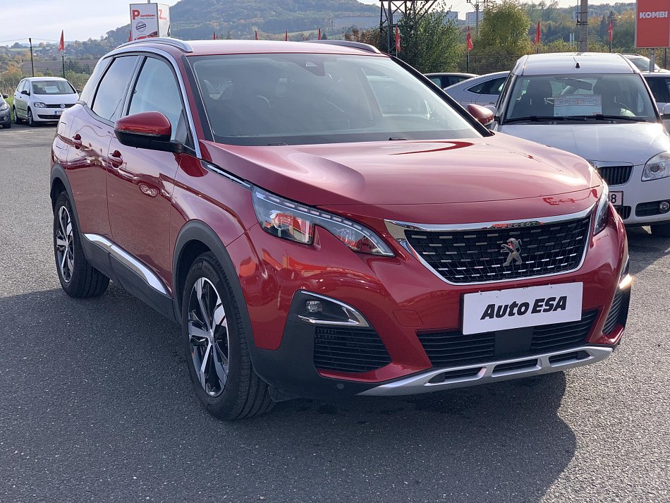 Peugeot 3008 1.2PT Allure