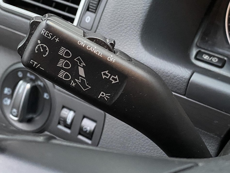 Volkswagen Touran 2.0 TDI 