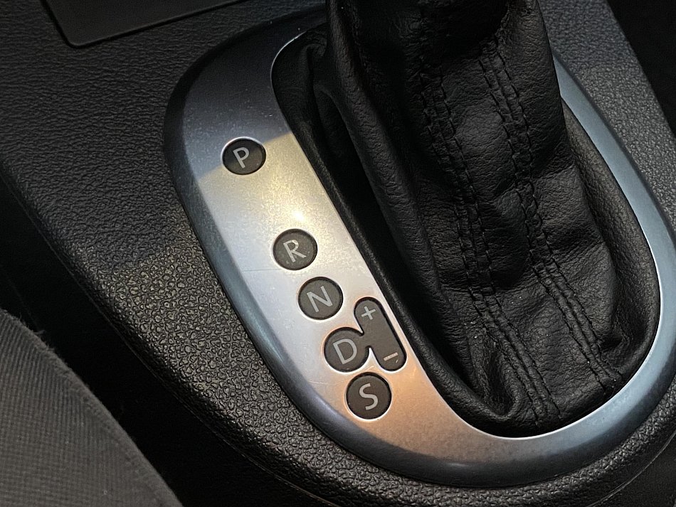 Volkswagen Touran 2.0 TDI 