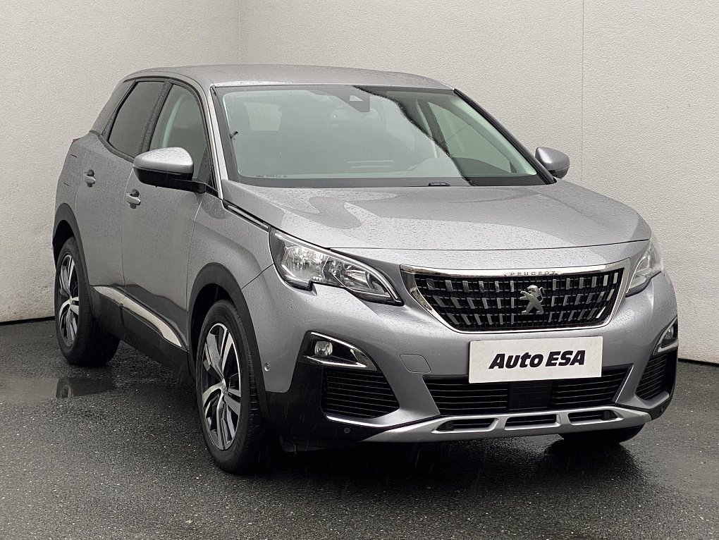 Peugeot 3008 1.2 PT Allure