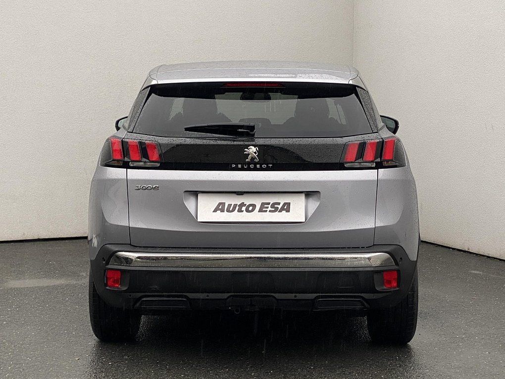 Peugeot 3008 1.2 PT Allure