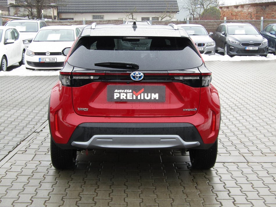 Toyota Yaris 1.5e-CVT  Cross