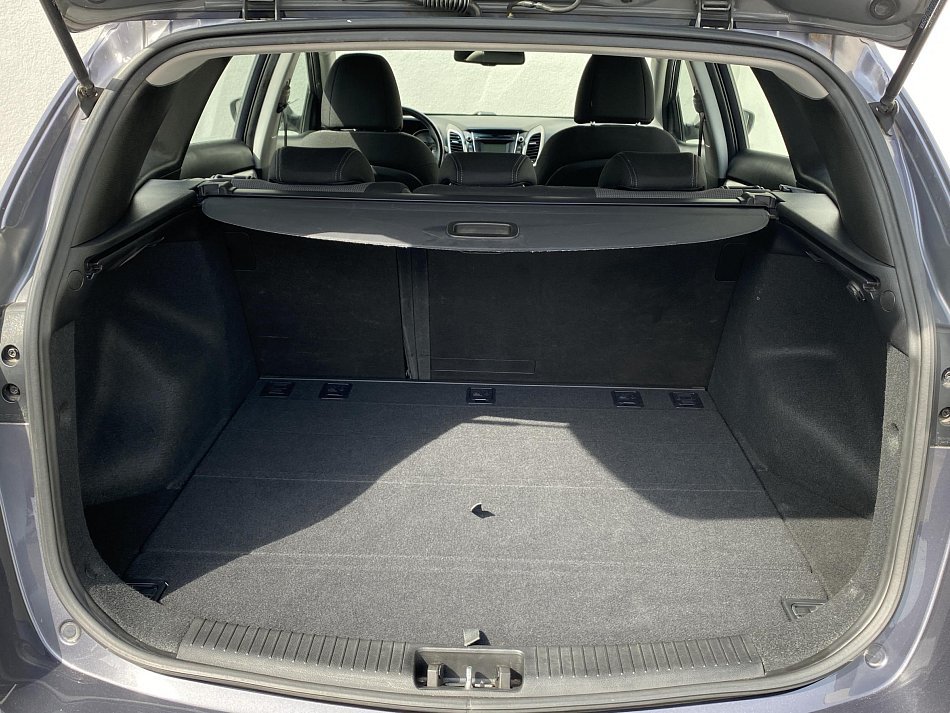 Hyundai I30 1.6i 