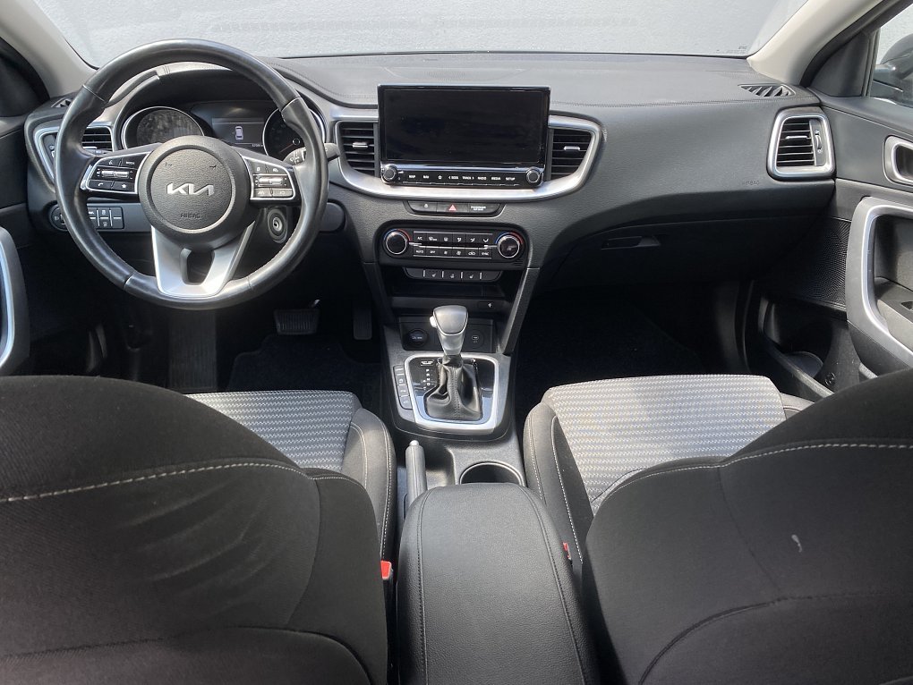 Kia Ceed 1.5 T-GDi TOP SW