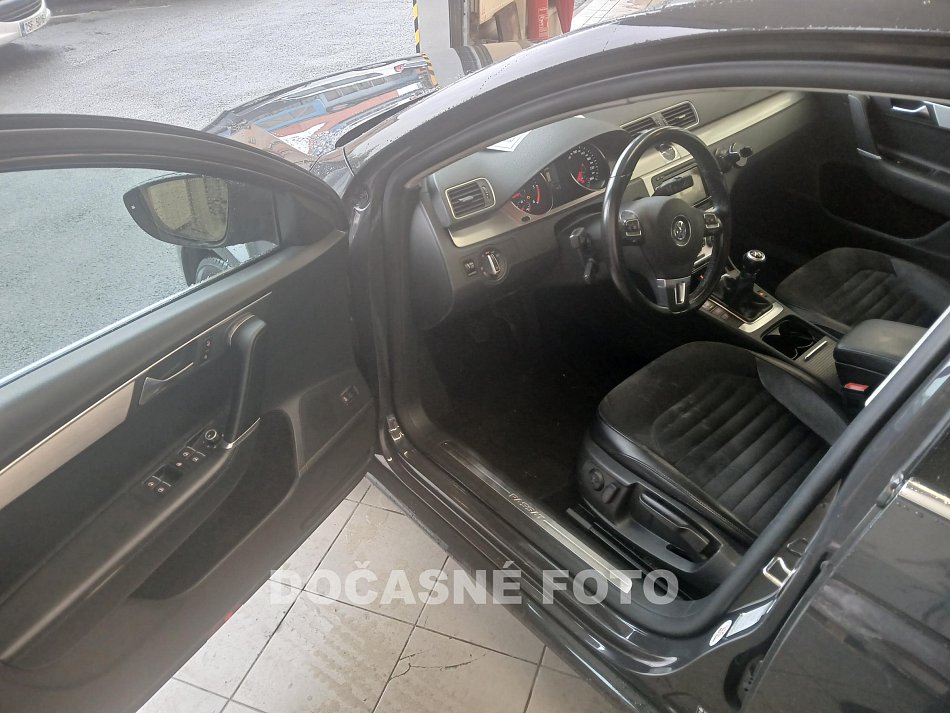 Volkswagen Passat 2.0 TDi 