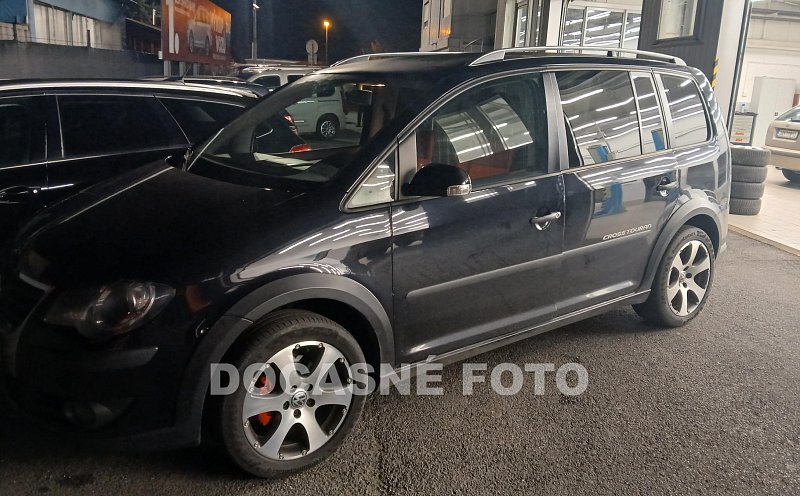 Volkswagen Touran 1.4 TSi 