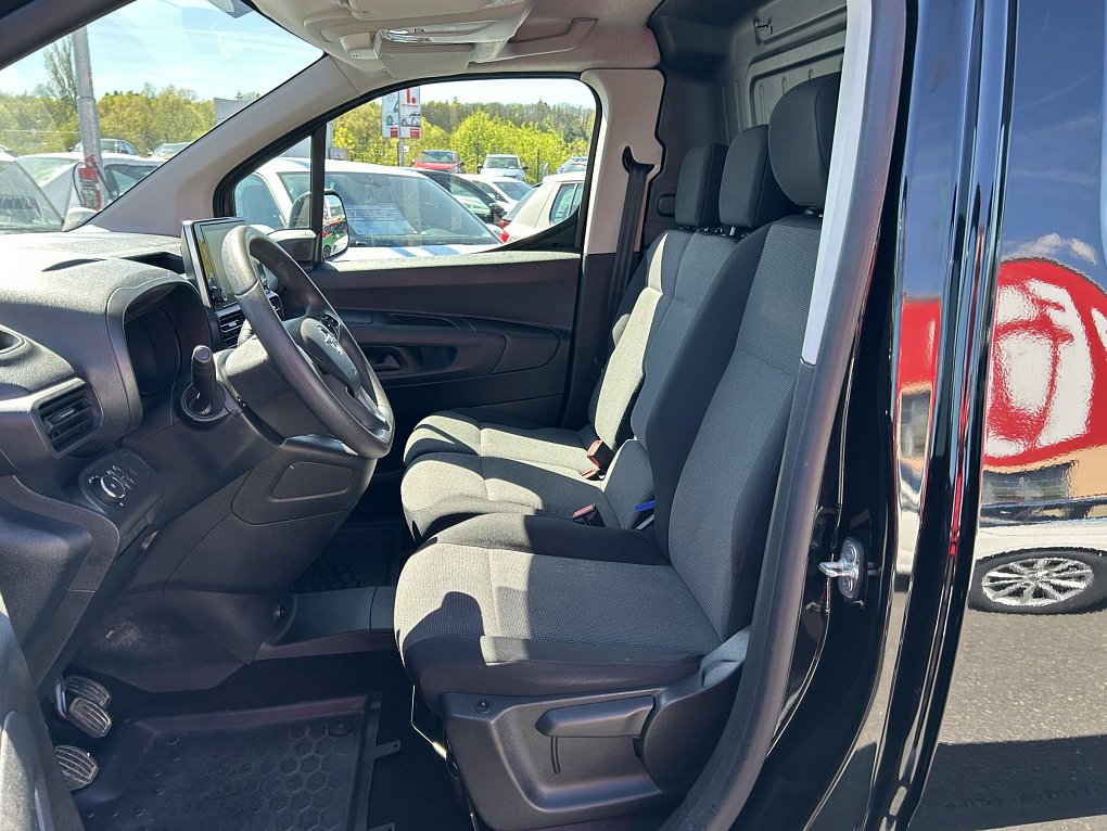 Opel Combo 1.2T 