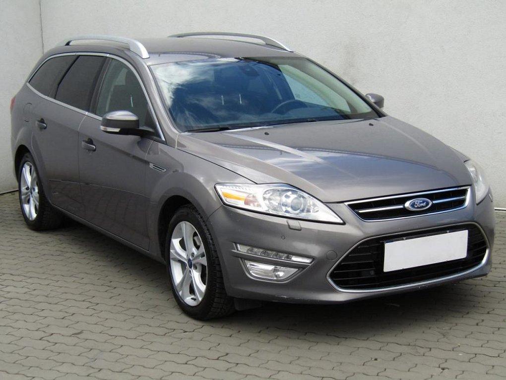 Ford Mondeo 2.0 i Titanium