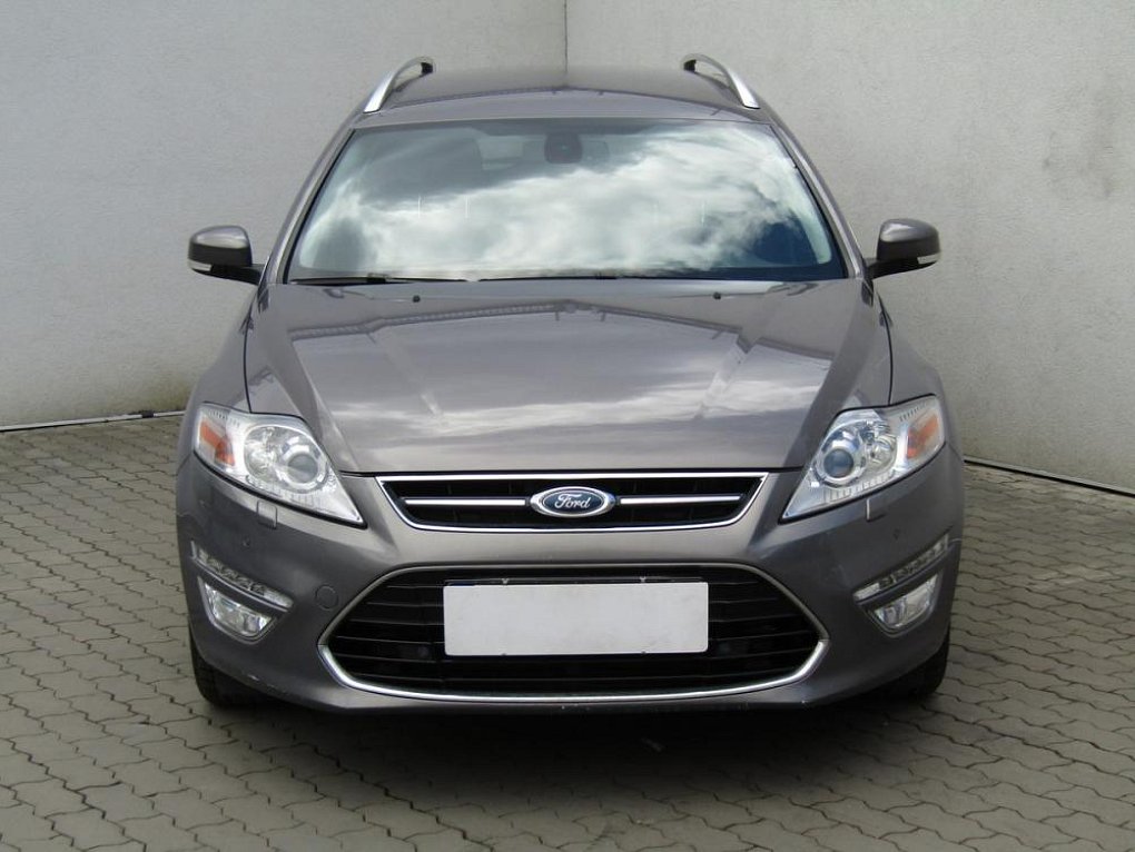 Ford Mondeo 2.0 i Titanium