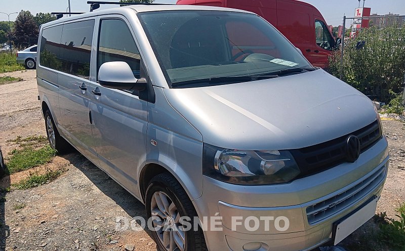 Volkswagen Transporter 2.0TDi  L2 5míst