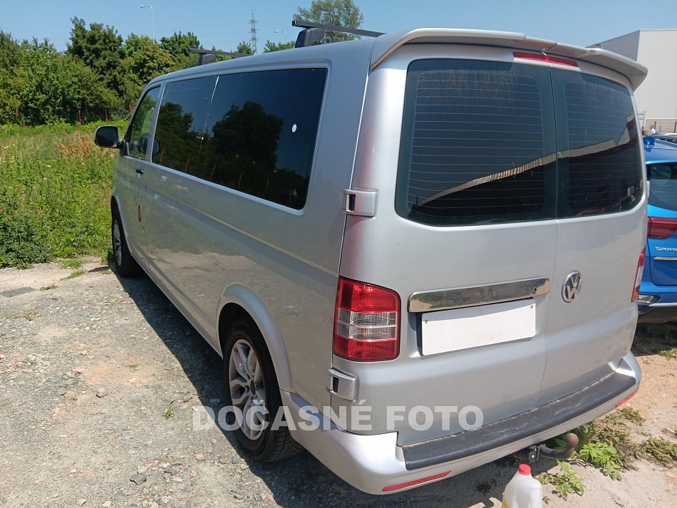 Volkswagen Transporter 2.0TDi  L2 5míst
