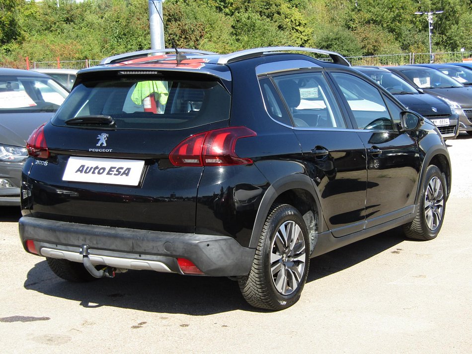 Peugeot 2008 1.2PT Allure