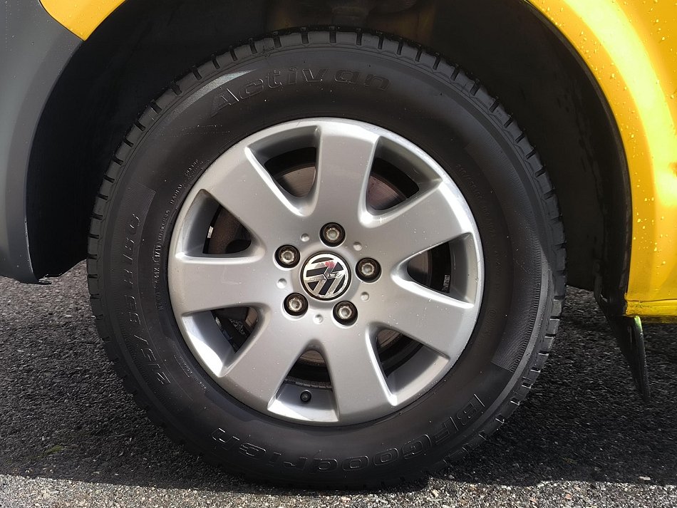 Volkswagen Transporter 2.0TDi  5míst