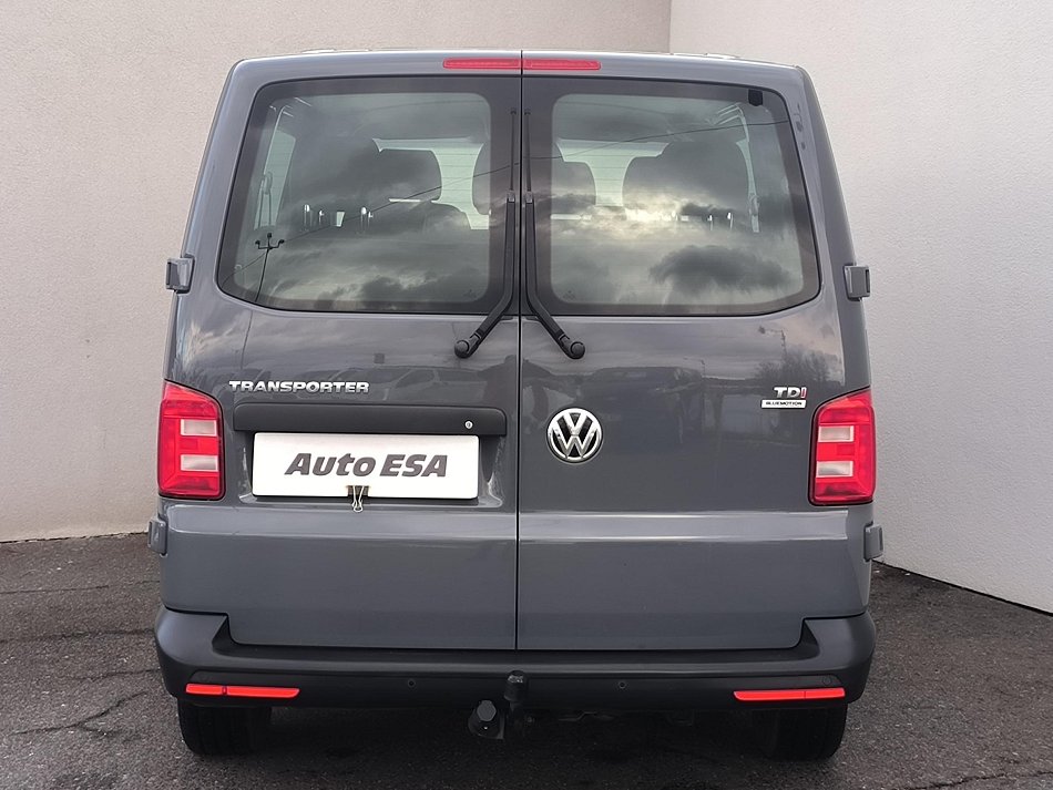 Volkswagen Transporter 2.0TDi  T6 9míst