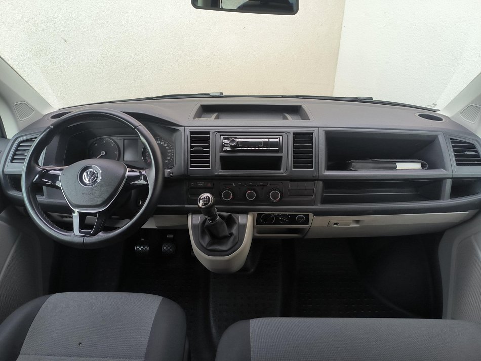 Volkswagen Transporter 2.0TDi  T6 9míst