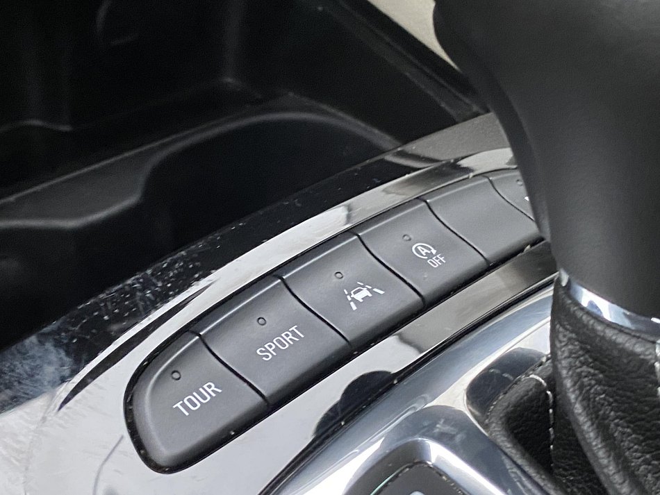 Opel Insignia 2.0CDTI 