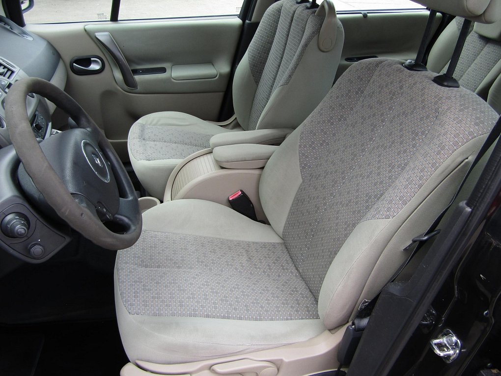 Renault Scénic 1.5 dCi 