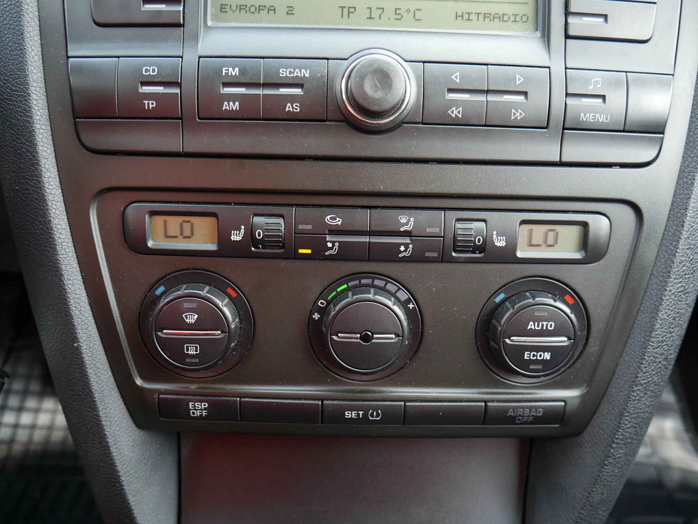 Škoda Octavia II 2.0TDi Elegance