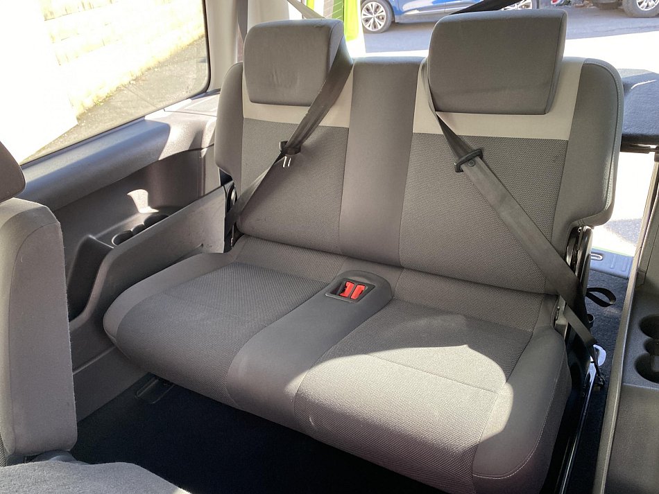 Volkswagen Caddy 1.6TDi  MAXi 7míst