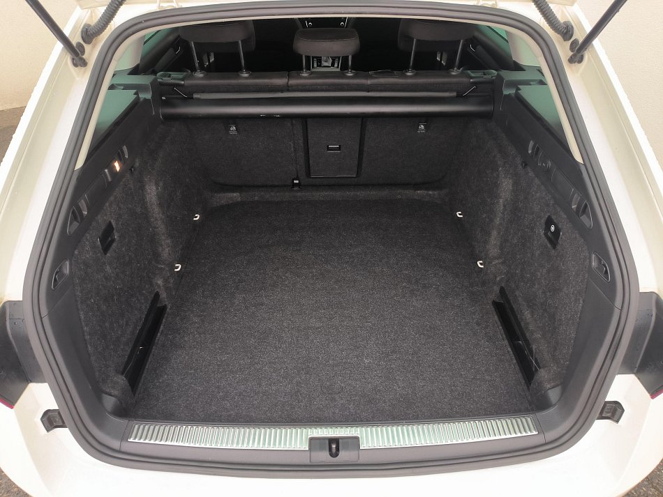 Škoda Superb III 2.0TDI Ambition