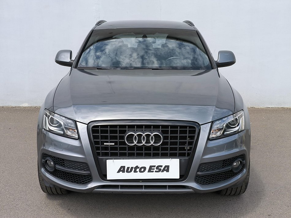 Audi Q5 2.0 TFSi S-line Quattro