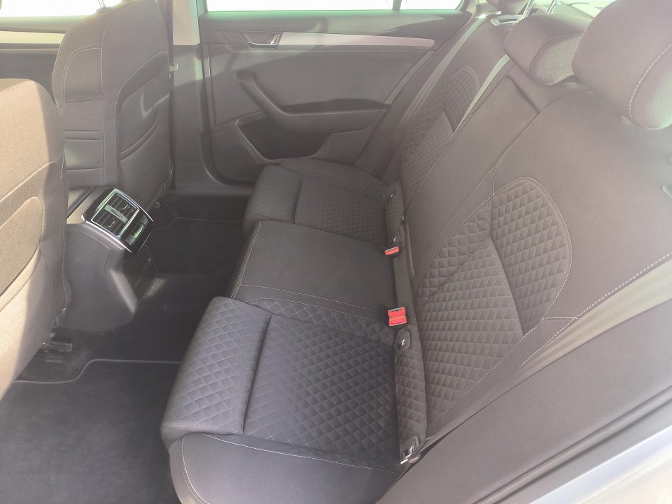 Škoda Superb III 1.6 TDI Style