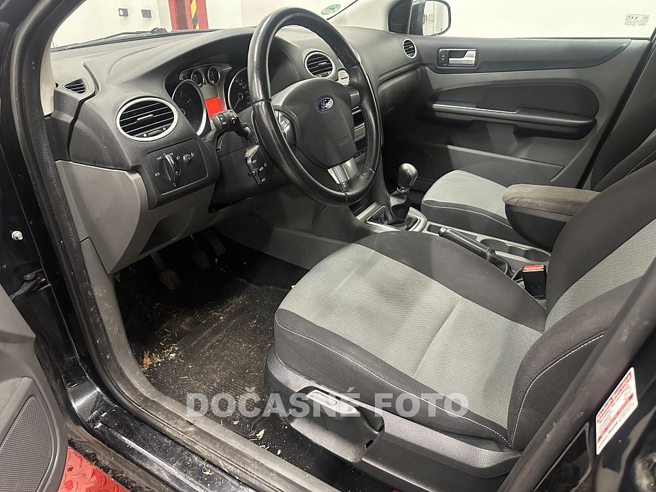 Ford Focus 1.6i 
