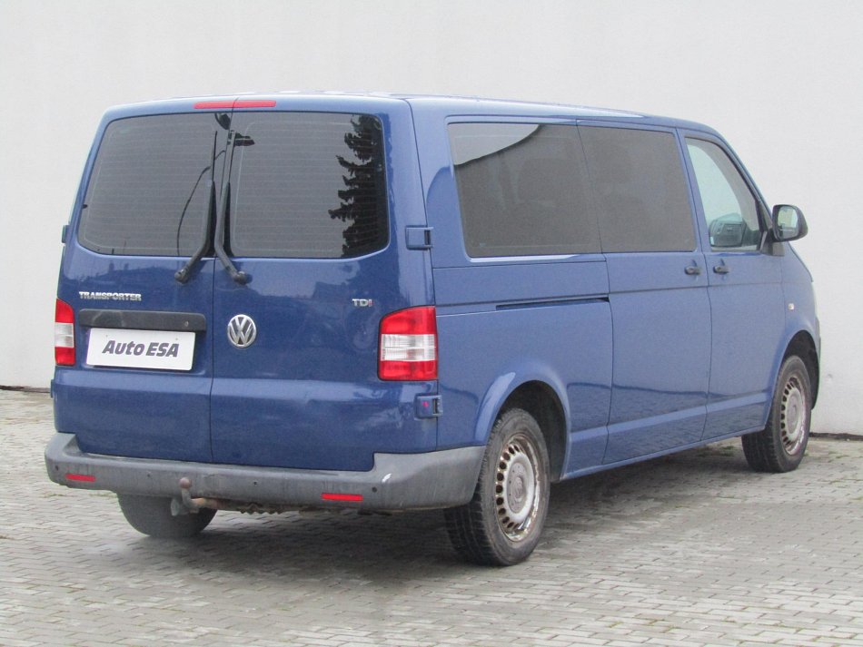 Volkswagen Transporter 2.0TDi  L2 8míst