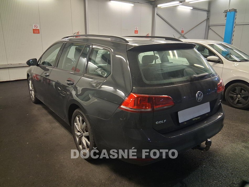 Volkswagen Golf 1.2TSI 