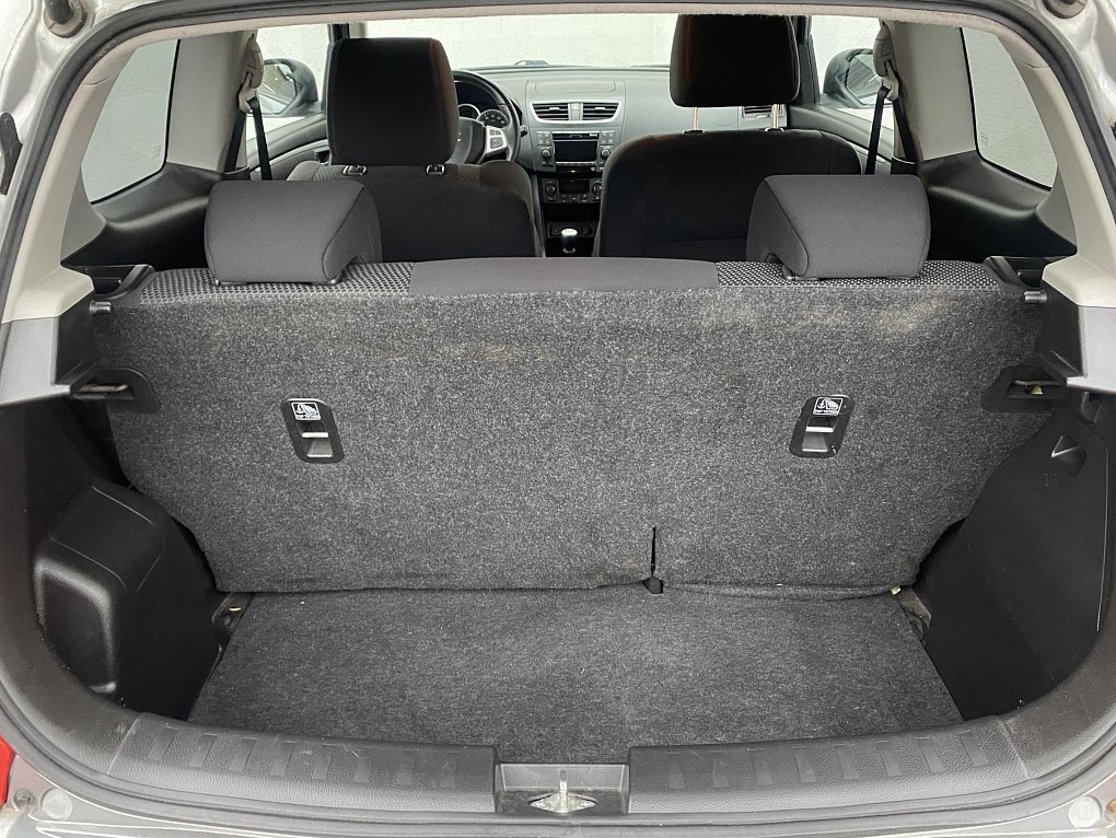 Suzuki Swift 1.6i Sport