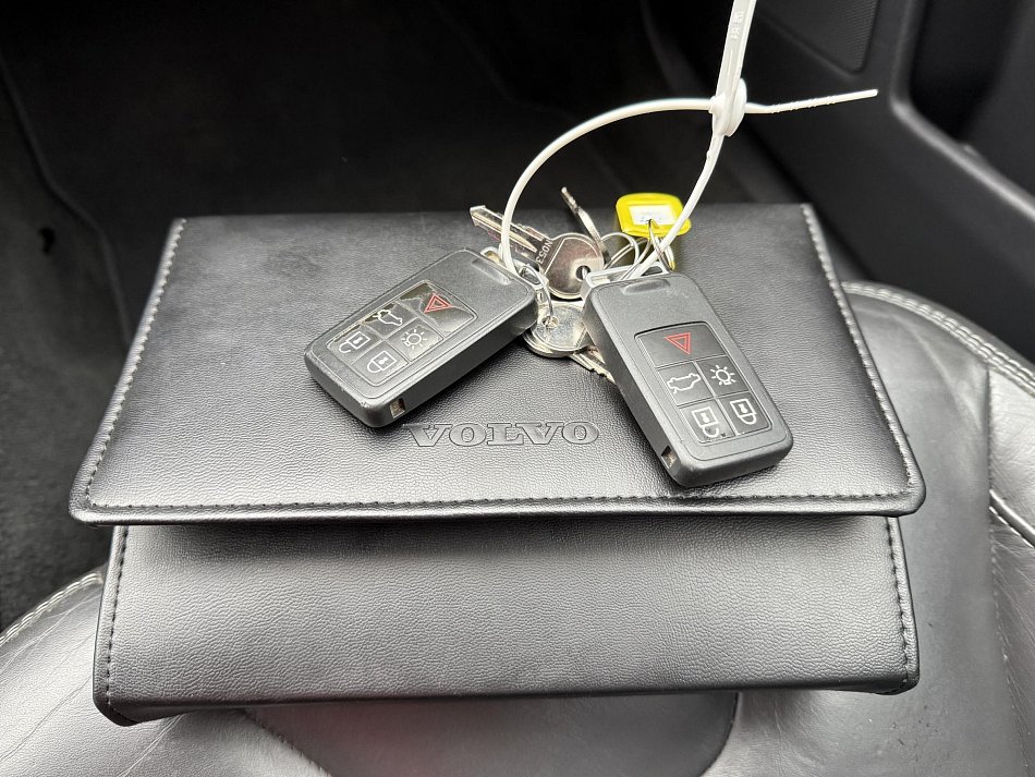 Volvo XC60 2.4 D  4x4